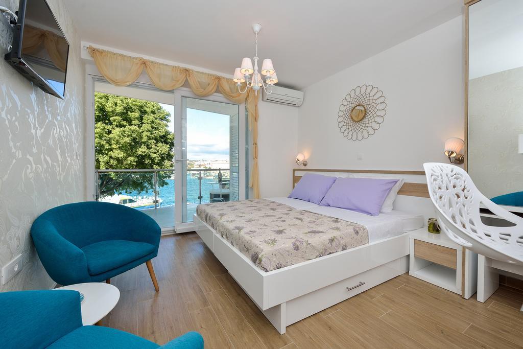 Lavender Apt. W. Balcony In Old Town Zadar Exteriér fotografie